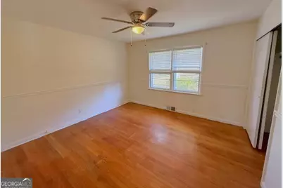100 W Greenwood Drive, Carrollton, GA 30117 - Photo 9