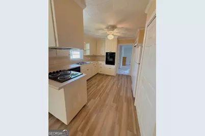 100 W Greenwood Drive, Carrollton, GA 30117 - Photo 5