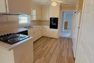 100 W Greenwood Dr, Carrollton, GA 30117 - Photo 5