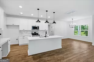 2470 Fischer Rd, Sharpsburg, GA 30277 - Photo 13