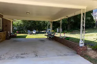 403 Ridgecrest Dr, Elberton, GA 30635 - Photo 5