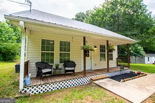 445 Gum Creek Cir, Roopville, GA 30170 - Photo 3