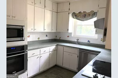 1855 Waverland Drive, Macon, GA 31211 - Photo 7