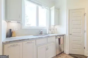 3707 Deidra Miller, Valdosta, GA 31605 - Photo 11