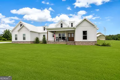 1370 Paris Avenue, Swainsboro, GA 30401 - Photo 1