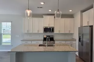 27 Ashmont St, Savannah, GA 31407 - Photo 7