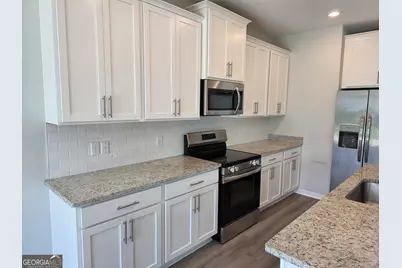 27 Ashmont Street, Savannah, GA 31407 - Photo 9