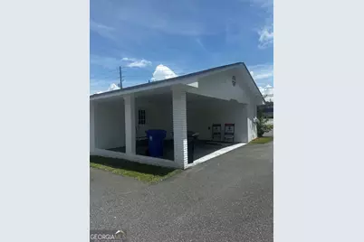 803 Hillcrest Parkway, Dublin, GA 31021 - Photo 3