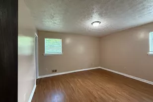 8472 Sheridan Dr, Jonesboro, GA 30236 - Photo 15