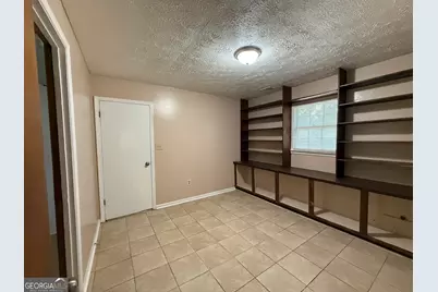 8472 Sheridan Drive, Jonesboro, GA 30236 - Photo 25