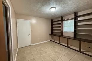 8472 Sheridan Dr, Jonesboro, GA 30236 - Photo 25