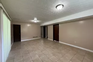 8472 Sheridan Dr, Jonesboro, GA 30236 - Photo 21