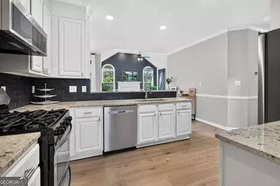 100 Victor Lane, Fayetteville, GA 30214 - Photo 9