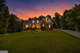 171 Windsor Ct, Williamson, GA 30292 - Photo 1