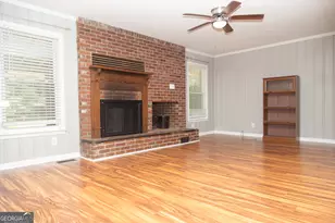191 Hanson Dr, Lagrange, GA 30240 - Photo 9