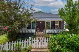 94 E Wood St, Newnan, GA 30263 - Photo 1