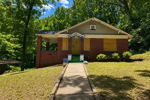 175 Ridge Ave NW, Atlanta, GA 30318 - Photo 1