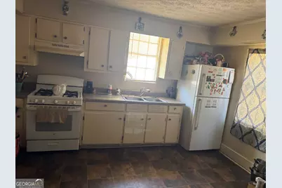 106 E Washington Street, Newnan, GA 30263 - Photo 7