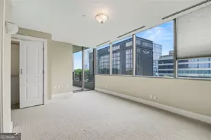 700 Park Regency Pl NE, Atlanta, GA 30326 - Photo 9