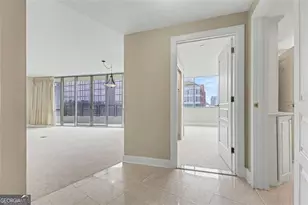 700 Park Regency Pl NE, Atlanta, GA 30326 - Photo 7