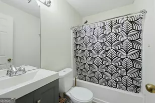 7106 Oakwood Cir, Rex, GA 30273 - Photo 15