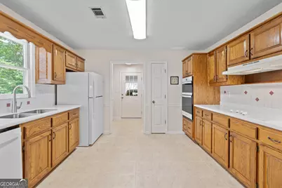 345 Lakefront Drive, McDonough, GA 30253 - Photo 15