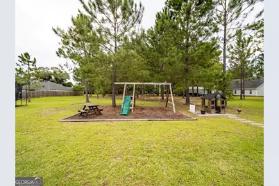 1902 Pebblewood East, Adel, GA 31620 - Photo 27