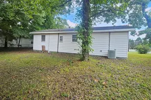 735 W Fort Street Pl, Chatsworth, GA 30705 - Photo 3