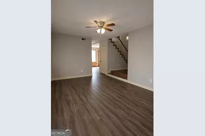 146 Stoneridge Drive #146, Warner Robins, GA 31088 - Photo 3