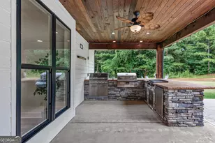 5304 S Apple Valley Rd, Jefferson, GA 30549 - Photo 25