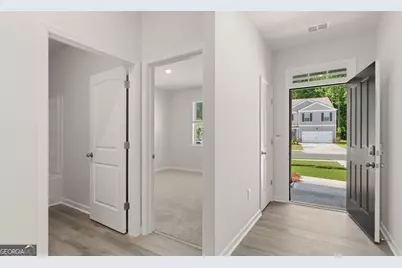 2941 Holden Street, Gainesville, GA 30507 - Photo 3