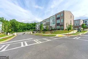 2688 Creekview Terrace NW, Atlanta, GA 30318 - Photo 33