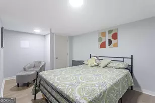 537 W Lake Ave NW, Atlanta, GA 30318 - Photo 29
