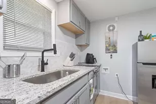 537 W Lake Ave NW, Atlanta, GA 30318 - Photo 35