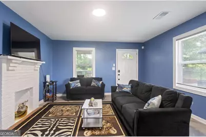 537 W Lake Avenue NW, Atlanta, GA 30318 - Photo 3