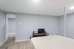 537 W Lake Ave NW, Atlanta, GA 30318 - Photo 23