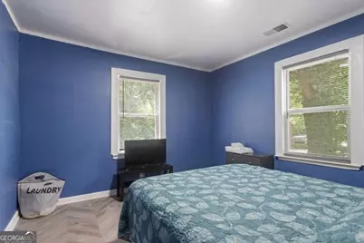 537 W Lake Avenue NW, Atlanta, GA 30318 - Photo 15