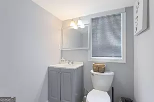 537 W Lake Ave NW, Atlanta, GA 30318 - Photo 27