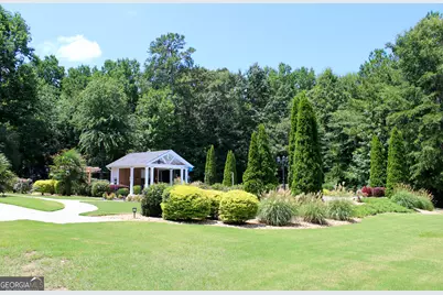 628 Wellington Drive, Winder, GA 30680 - Photo 9