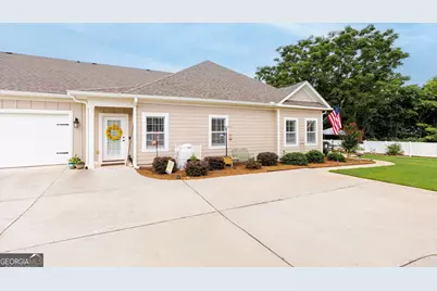 494 Nandina Court, Warner Robins, GA 31088 - Photo 3