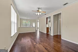 148 Drayton Cir, Brunswick, GA 31525 - Photo 3
