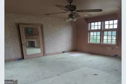 1107 N Jefferson Street, Albany, GA 31701 - Photo 9
