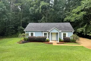 449 Hampton Green Dr, Lagrange, GA 30240 - Photo 3