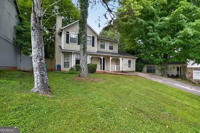 939 Lake Drive Court, Stone Mountain, GA 30088 - Photo 3
