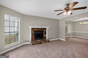 939 Lake Dr Ct, Stone Mountain, GA 30088 - Photo 7