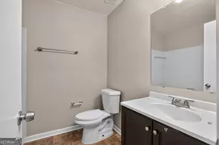 939 Lake Dr Ct, Stone Mountain, GA 30088 - Photo 23