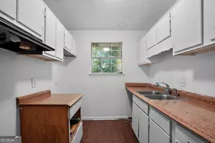 4749 Wildginger Run, Lithonia, GA 30038 - Photo 13