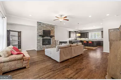 917 Dumaine Trace, Atlanta, GA 30328 - Photo 7