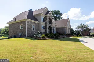 105 Murfield Way, Carrollton, GA 30116 - Photo 3