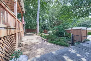 1043 Oakdale Dr SE, Smyrna, GA 30080 - Photo 33